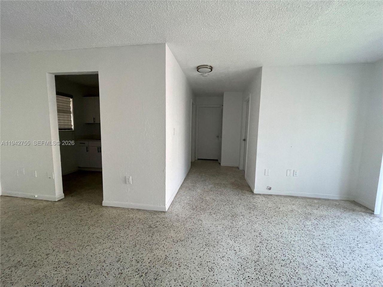 142 SW 18th Ave, Unit 19, Miami, FL 33135 Photo