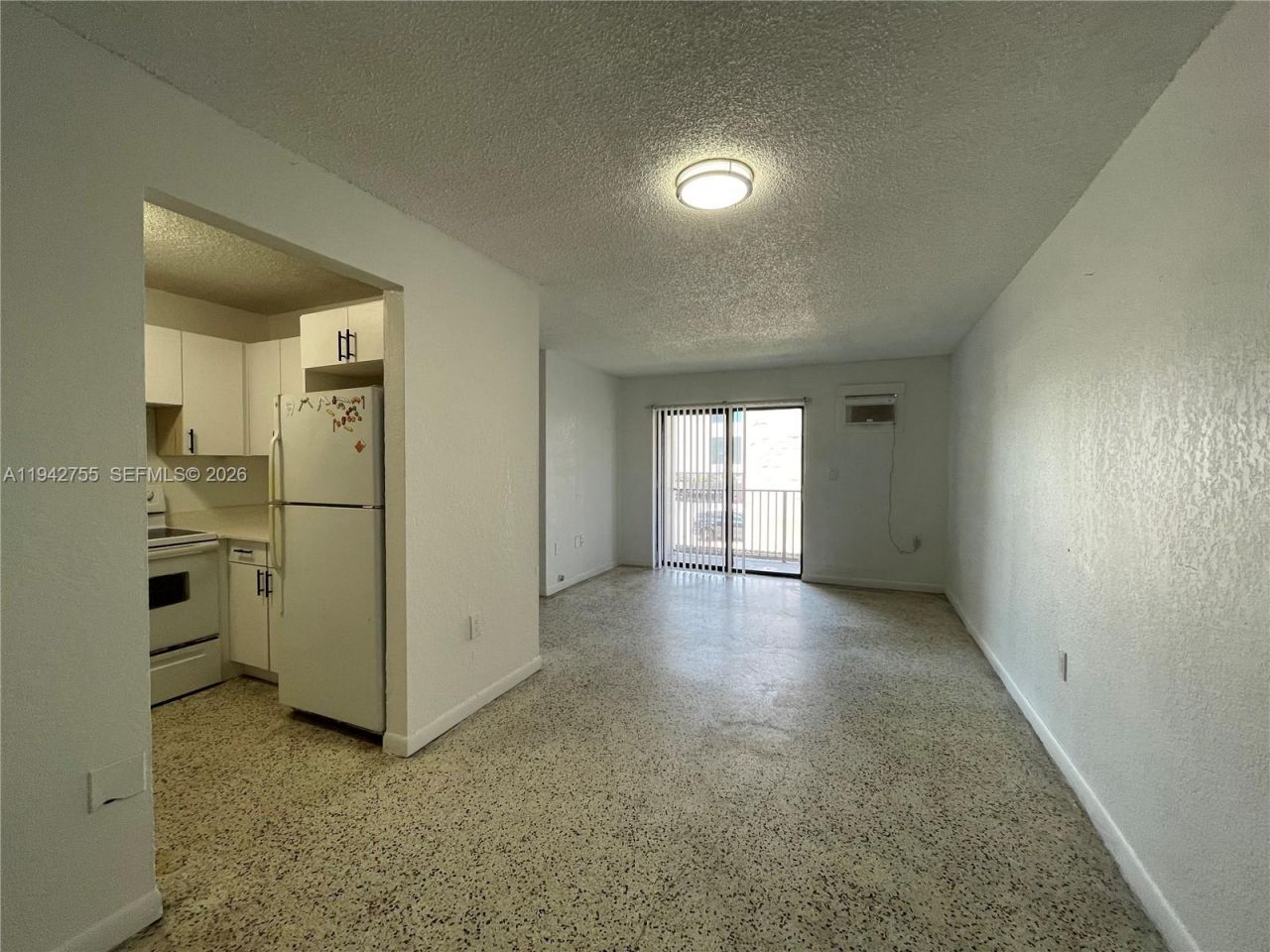 142 SW 18th Ave, Unit 19, Miami, FL 33135 Photo