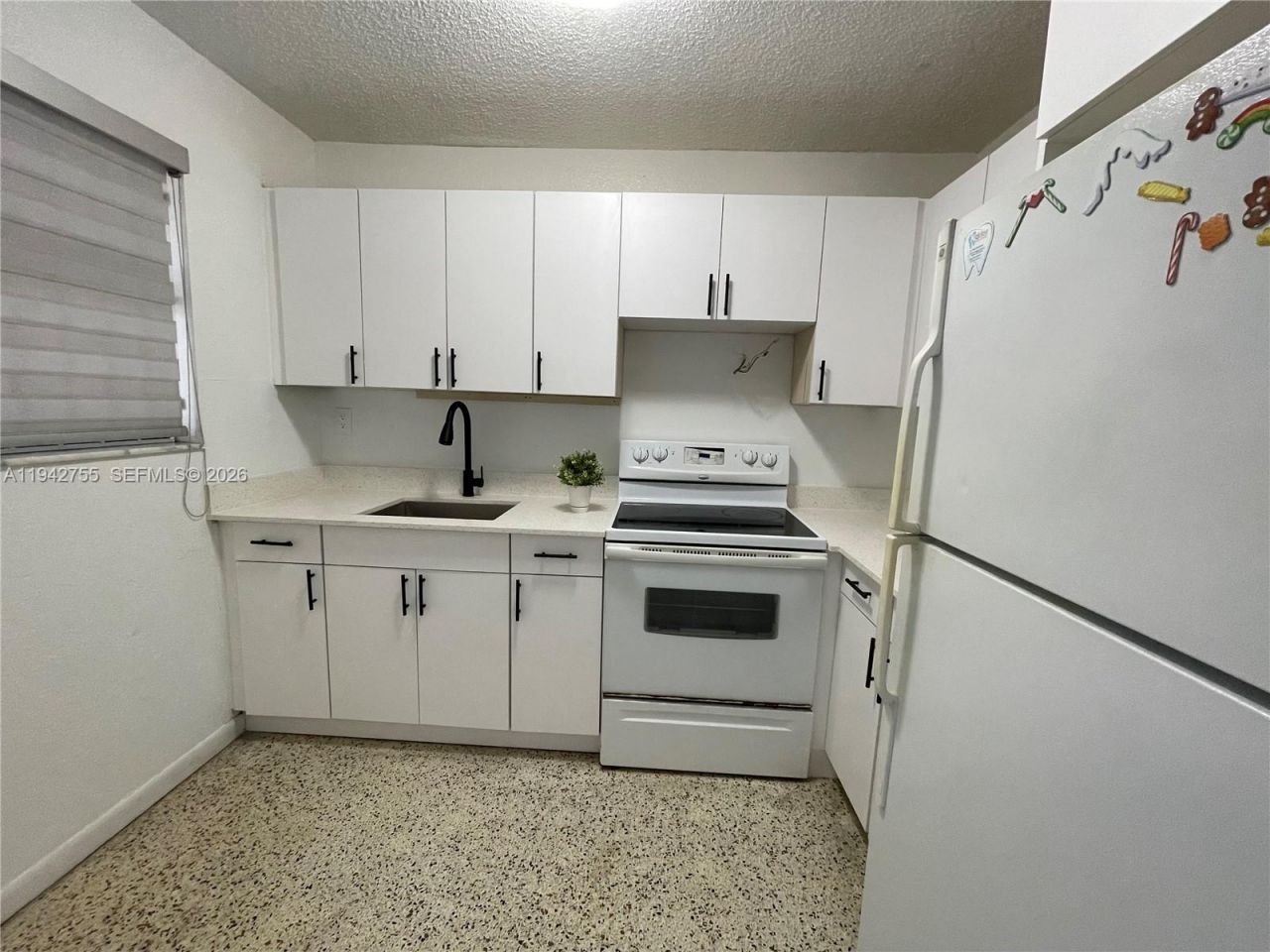 142 SW 18th Ave, Unit 19, Miami, FL 33135 Photo