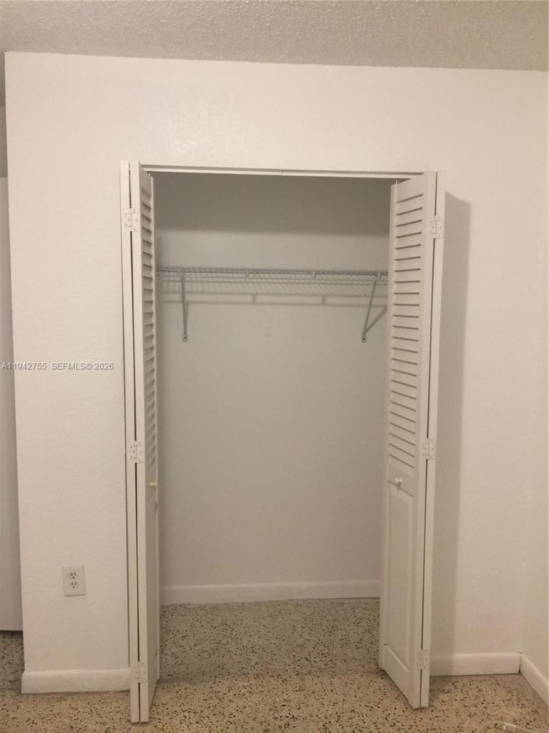 142 SW 18th Ave , Unit 19, Miami, FL 33135 Photo