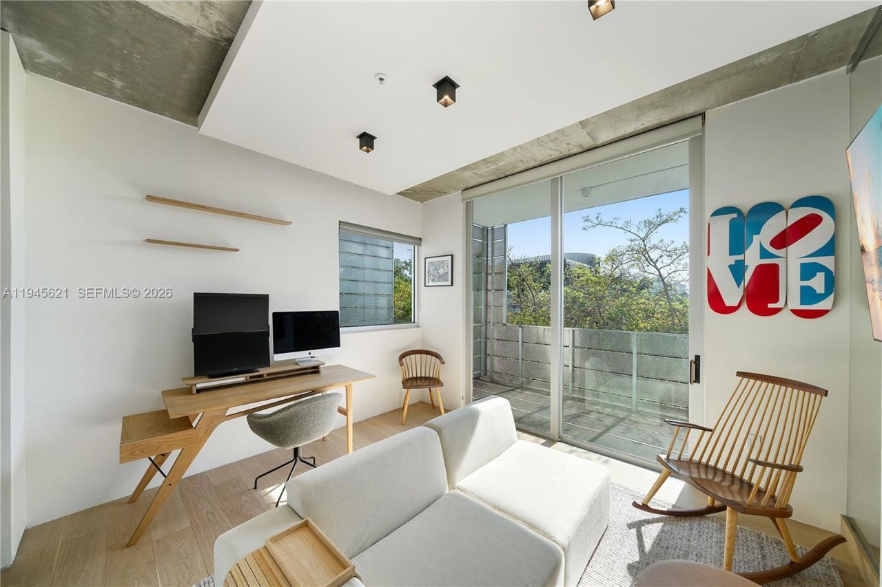 1700 Meridian Ave, Unit 306, Miami Beach, FL 33139 Photo