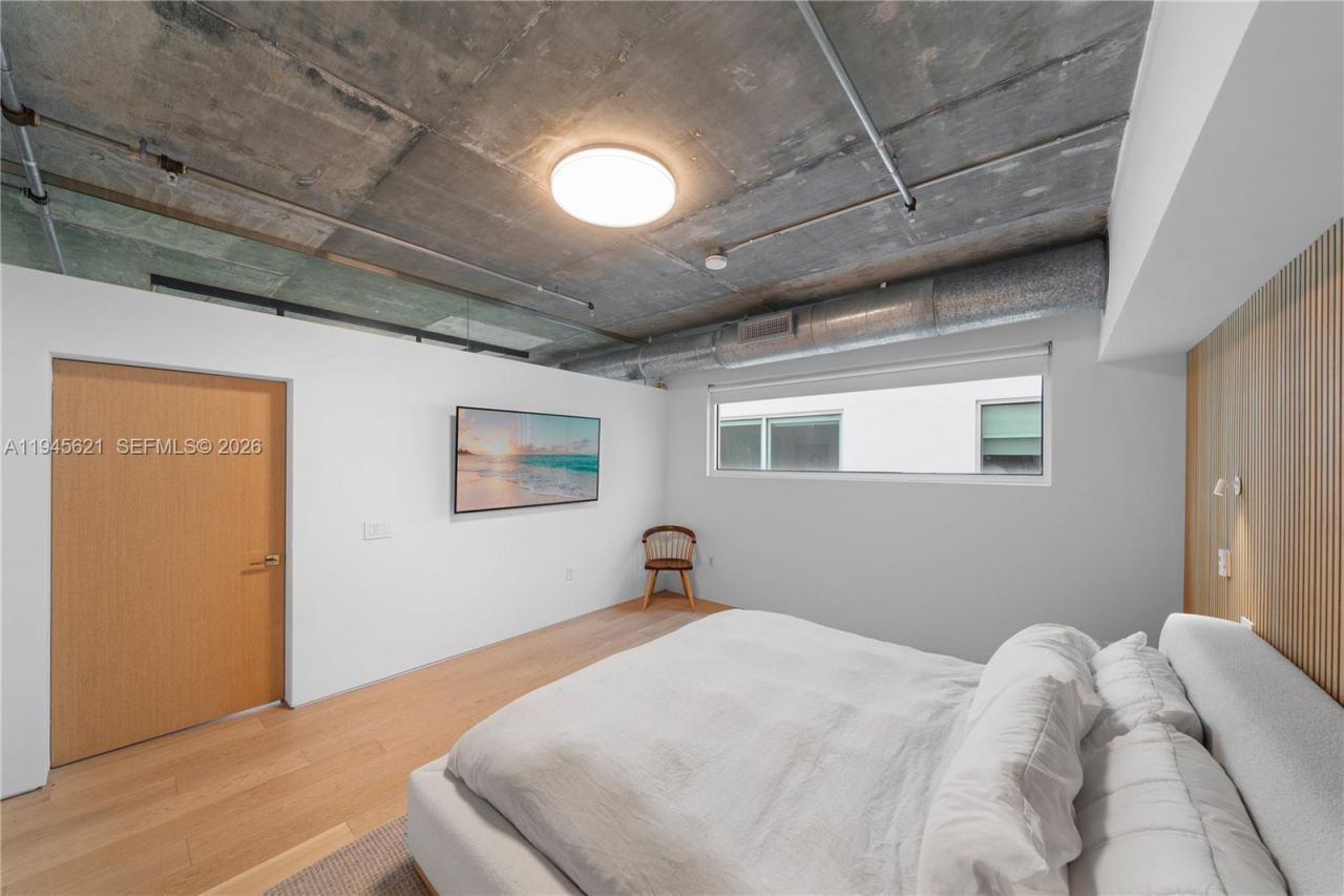 1700 Meridian Ave, Unit 306, Miami Beach, FL 33139 Photo