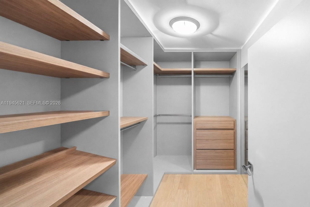 1700 Meridian Ave, Unit 306, Miami Beach, FL 33139 Photo