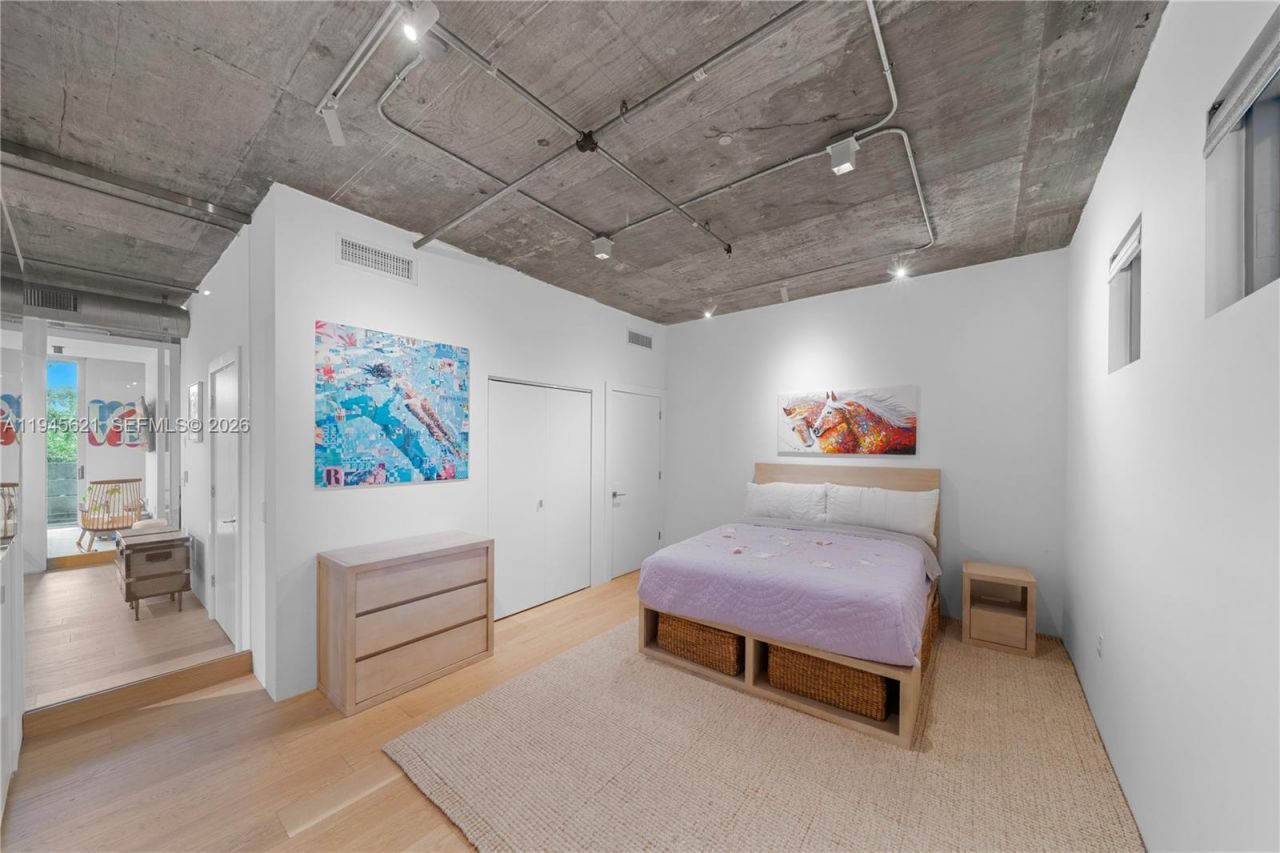 1700 Meridian Ave, Unit 306, Miami Beach, FL 33139 Photo