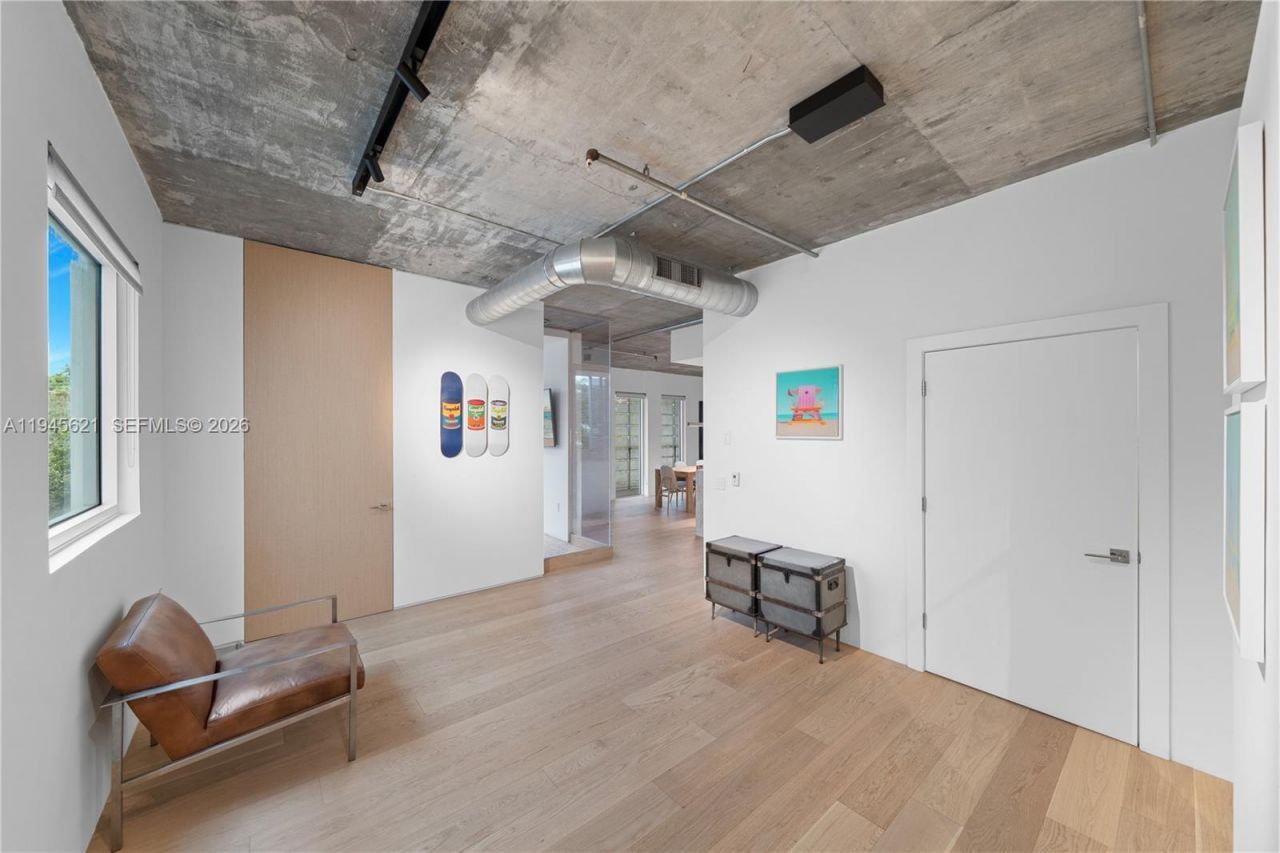 1700 Meridian Ave, Unit 306, Miami Beach, FL 33139 Photo