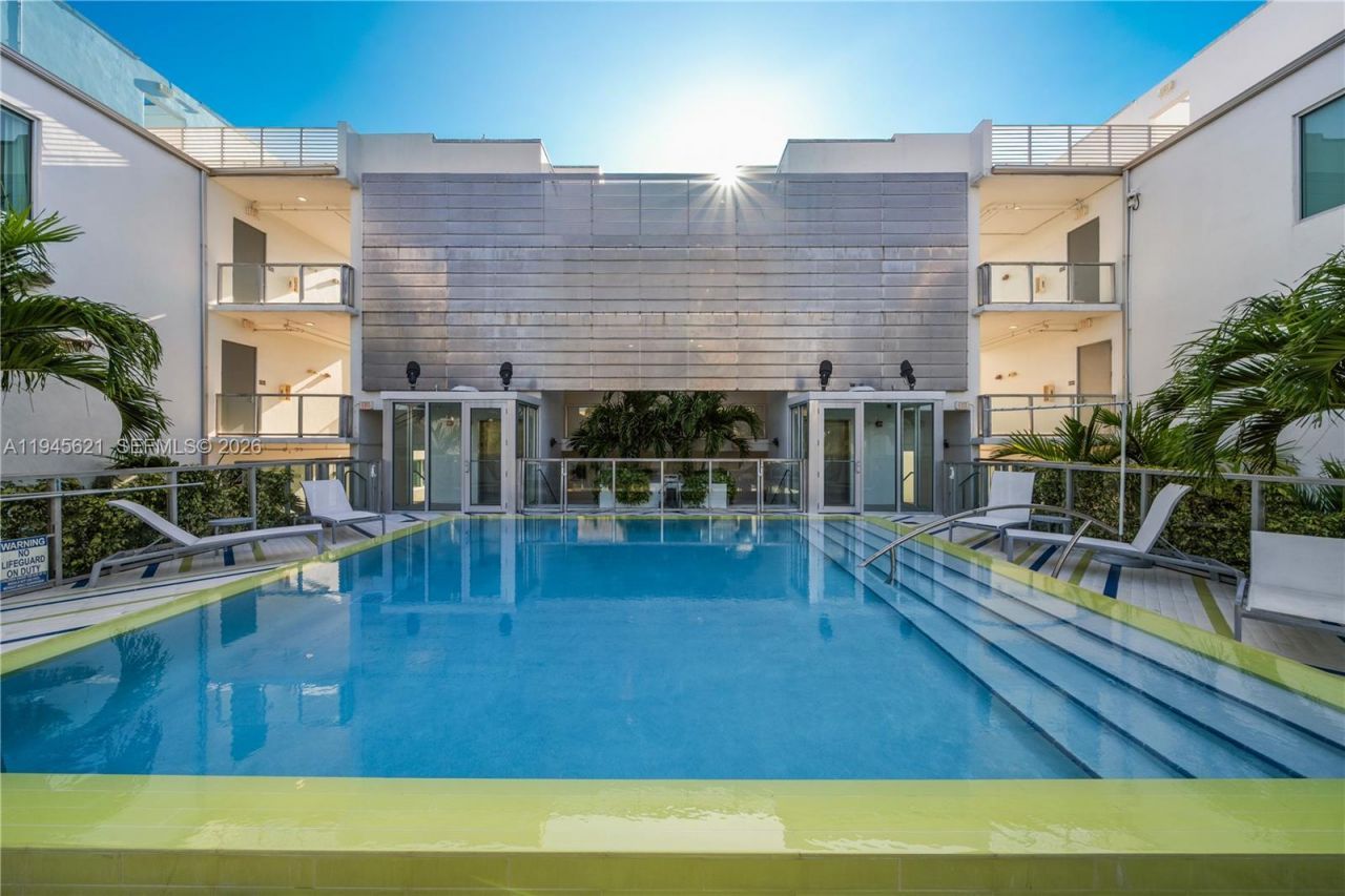 1700 Meridian Ave, Unit 306, Miami Beach, FL 33139 Photo