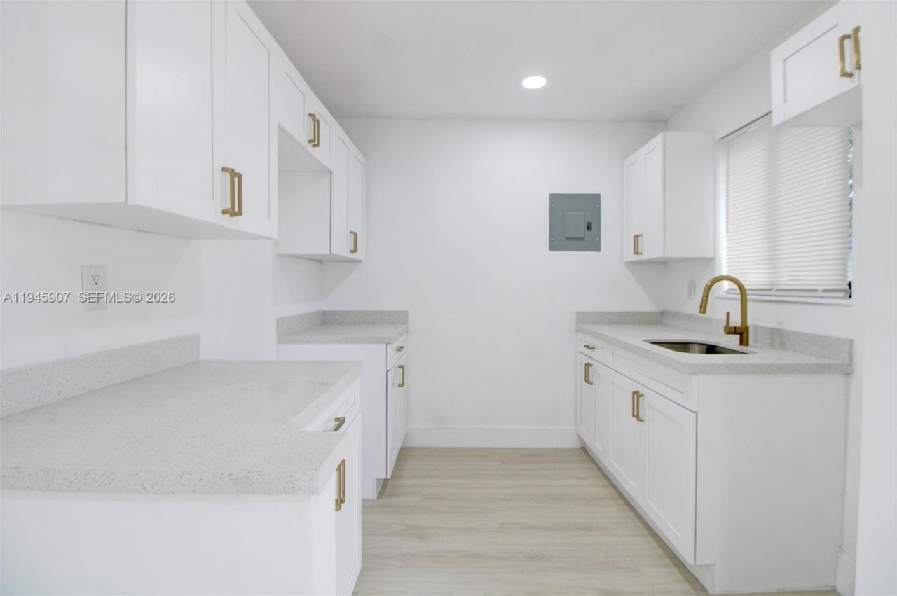 1640 NW 27th Ave, Fort Lauderdale, FL 33311 Photo