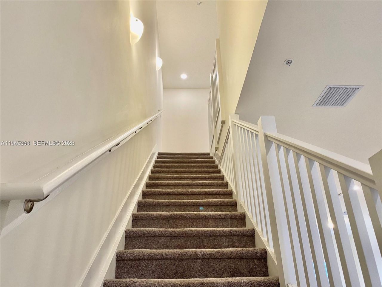 10401 NW 82nd St , Unit 6, Doral, FL 33178 Photo