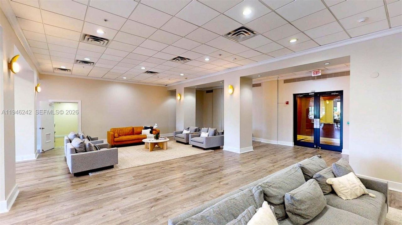 5600 Collins Ave, Unit 10A, Miami Beach, FL 33140 Photo