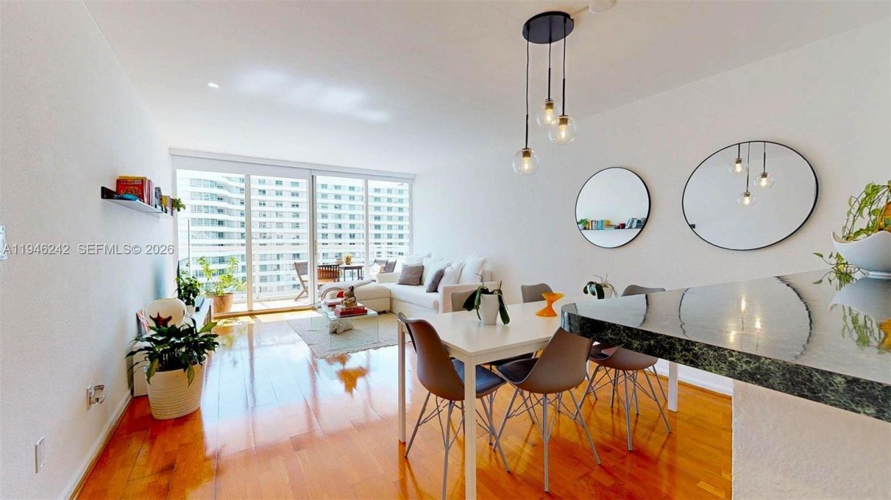 5600 Collins Ave, Unit 10A, Miami Beach, FL 33140 Photo