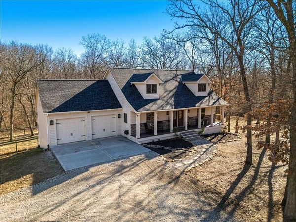 5845 SE McCoy Lane, Lawson, MO 64062