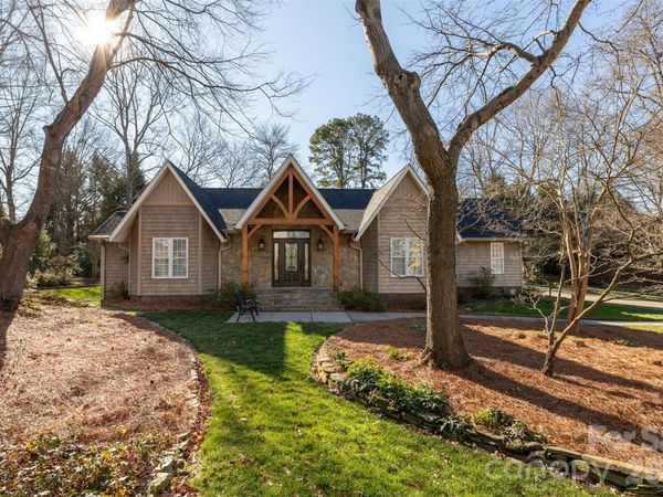 1305 Merrimont Avenue, Kings Mountain, NC 28086