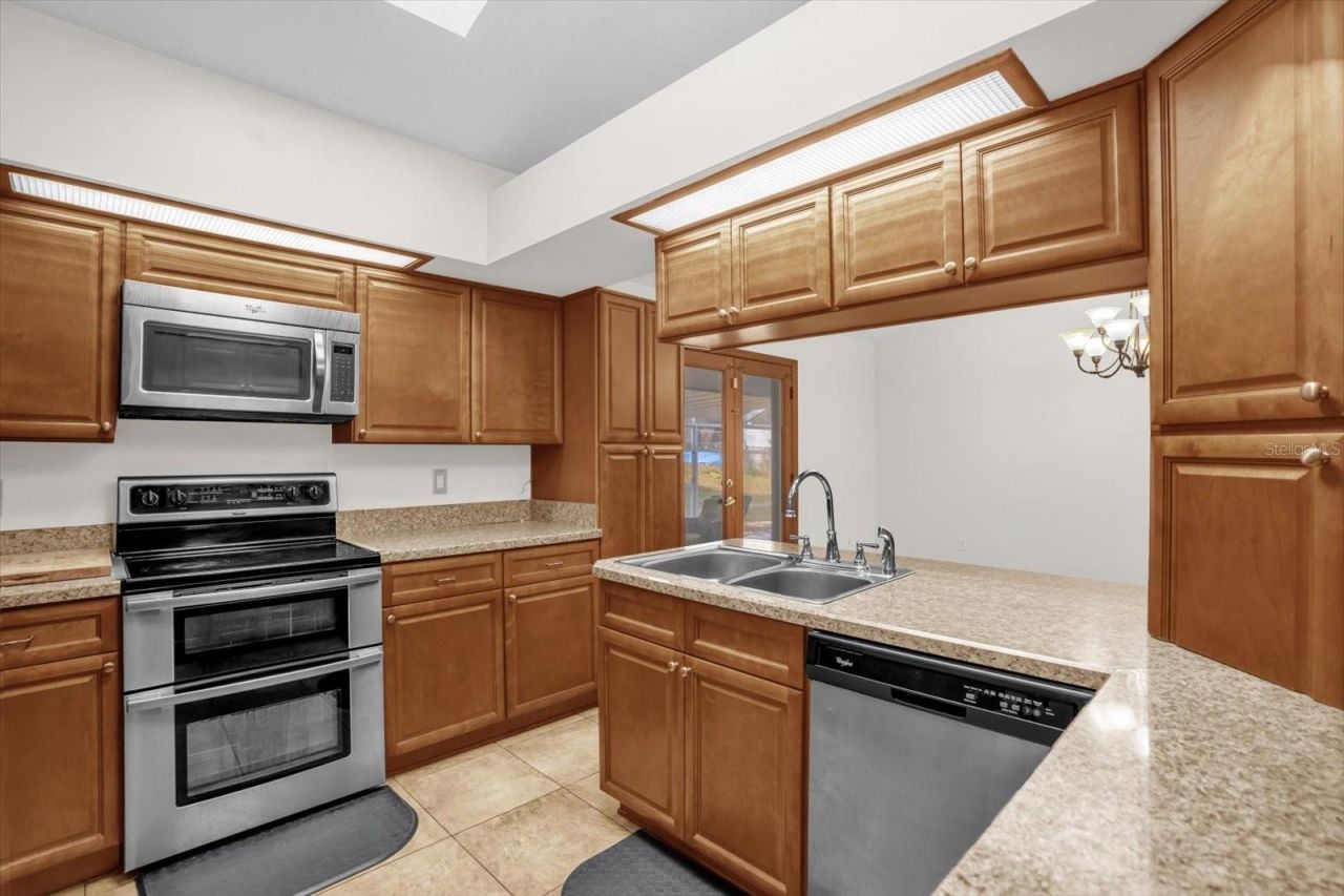 3500 Sail Fish Avenue, Fruitland Park, FL 34731 Photo