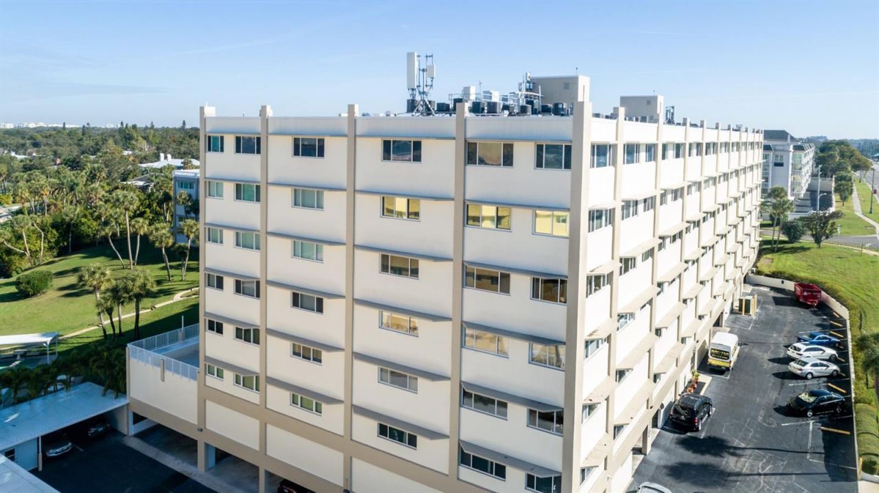 100 Bluff View Drive, Unit 604A, Belleair Bluffs, FL 33770 Photo