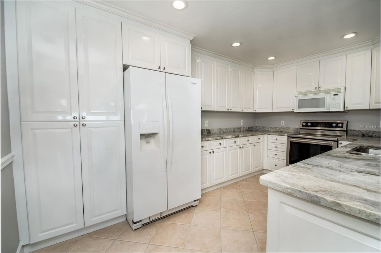 100 Bluff View Drive, Unit 604A, Belleair Bluffs, FL 33770 Photo