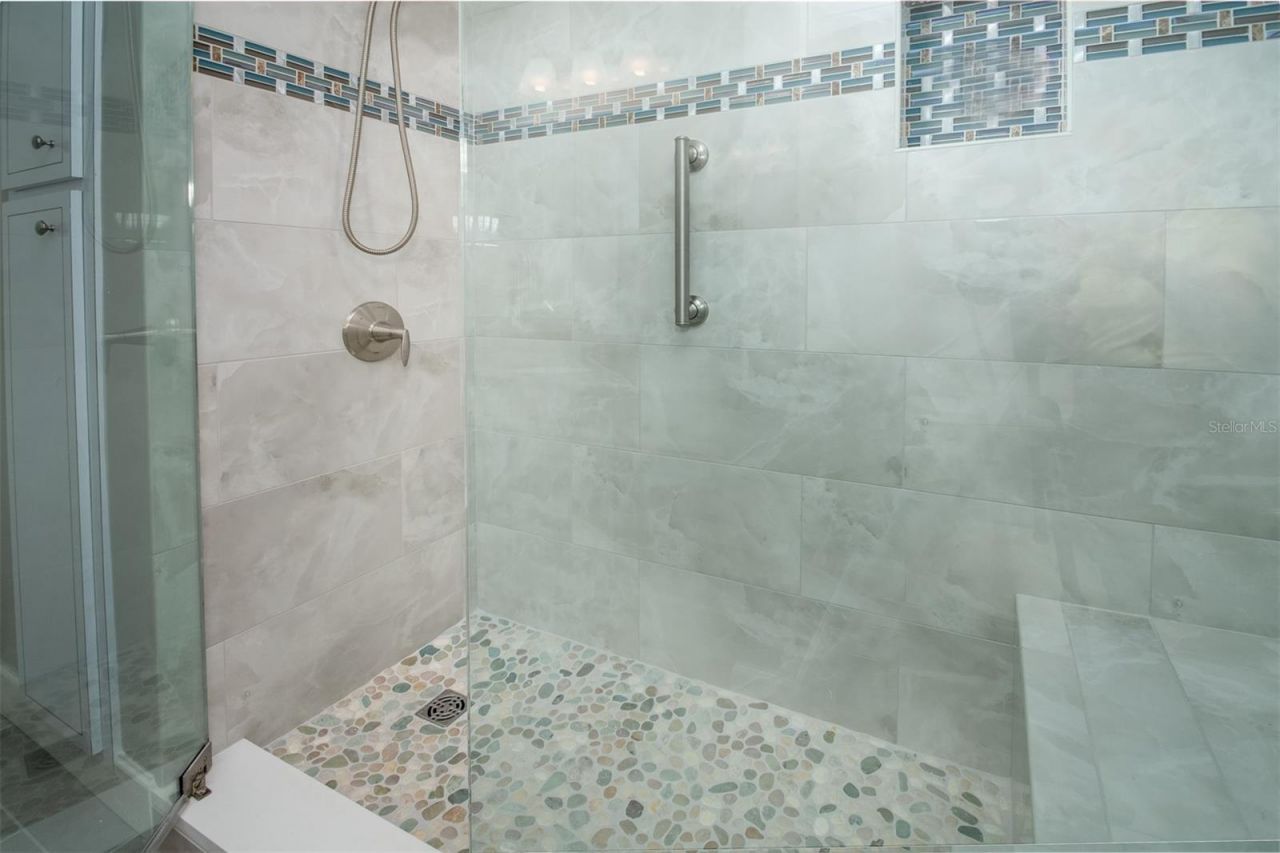 100 Bluff View Drive, Unit 604A, Belleair Bluffs, FL 33770 Photo