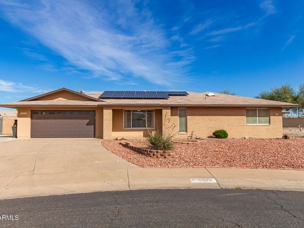 9702 W BRANDING IRON Drive, Sun City, AZ 85351