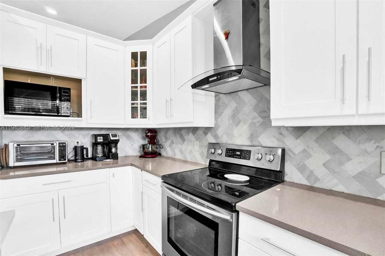 18071 Clear Brook Cir, Boca Raton, FL 33498 Photo