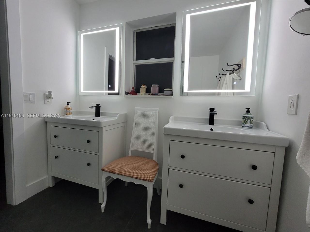 19930 SW 118th Pl, Miami, FL 33177 Photo