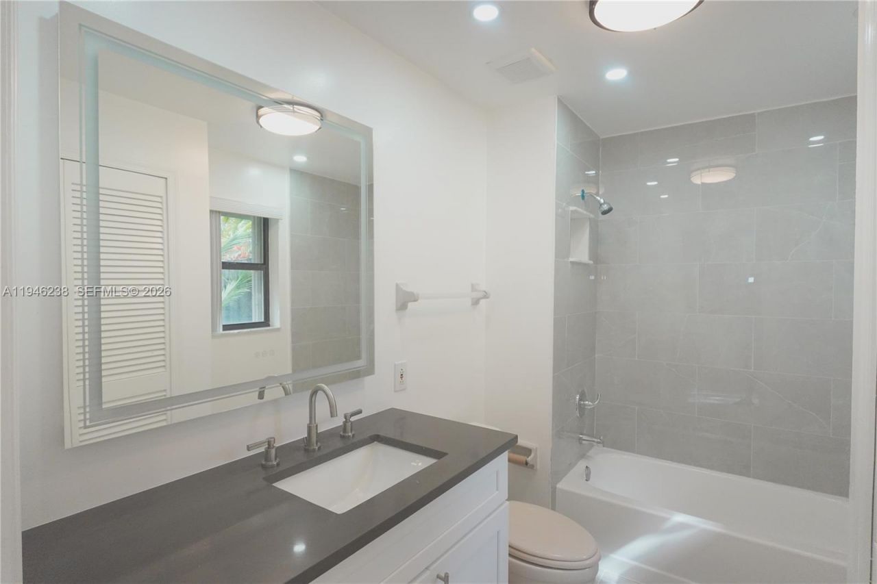 518 NE 48th St , Unit 518, Boca Raton, FL 33431 Photo