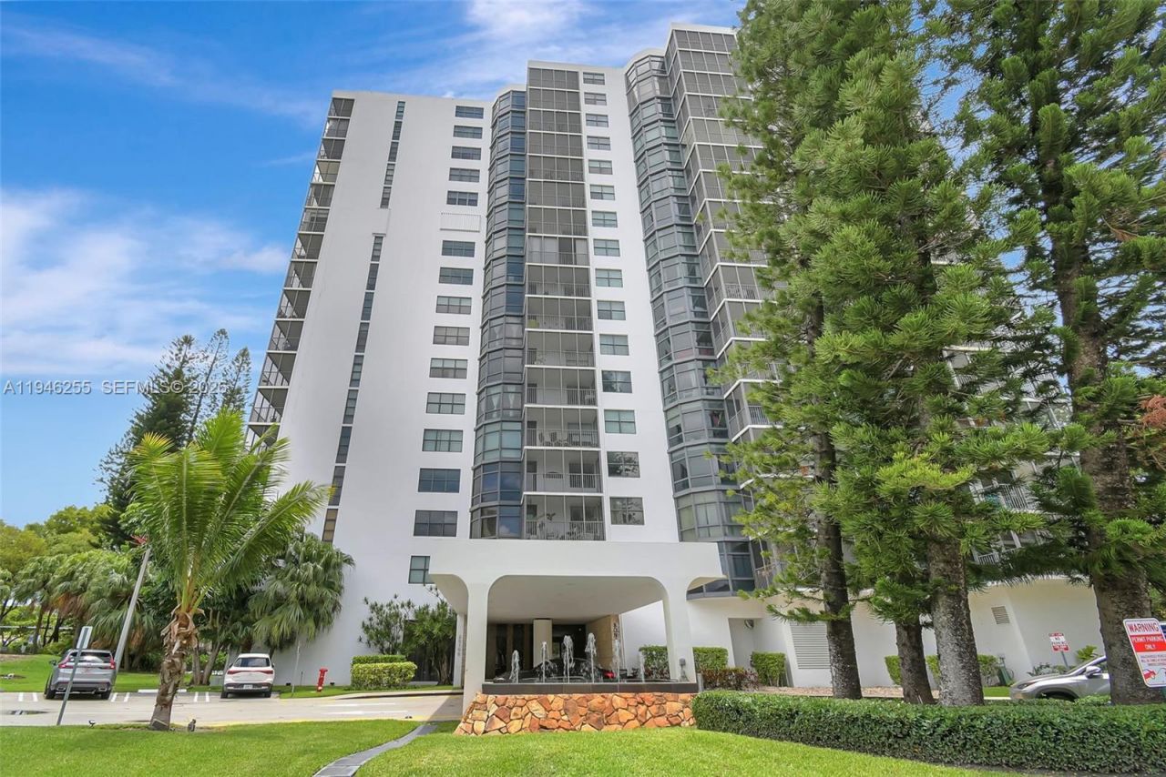 20100 W Country Club Dr, Unit 1005, Aventura, FL 33180 Photo