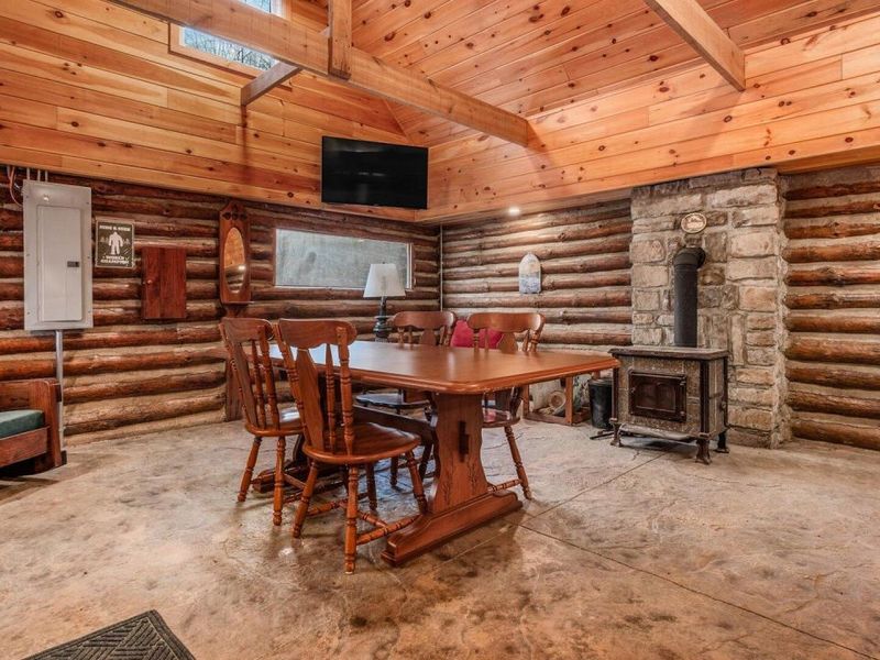 31201 Claypool Hollow Road, McArthur, OH 45651 Photo 38