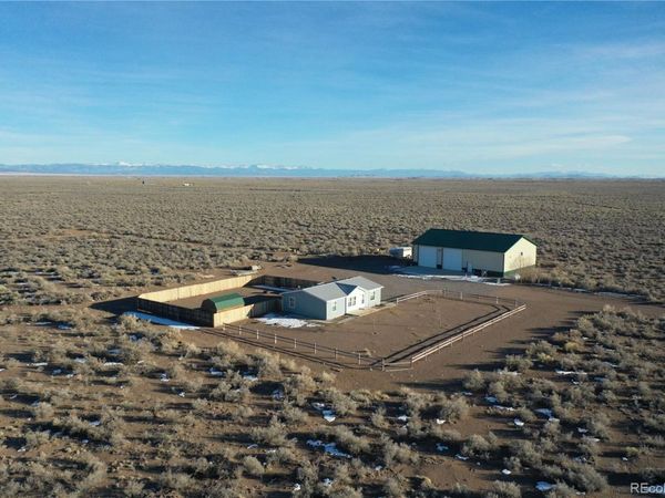 810 Road 110 , Mosca, CO 81146