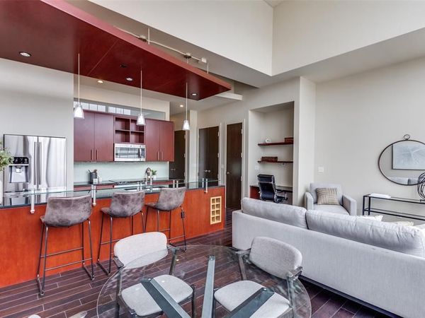 2600 W 7th Street, Unit 2828, Fort Worth, TX 76107