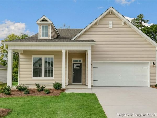 812 Fernwind Circle, Aberdeen, NC 28315