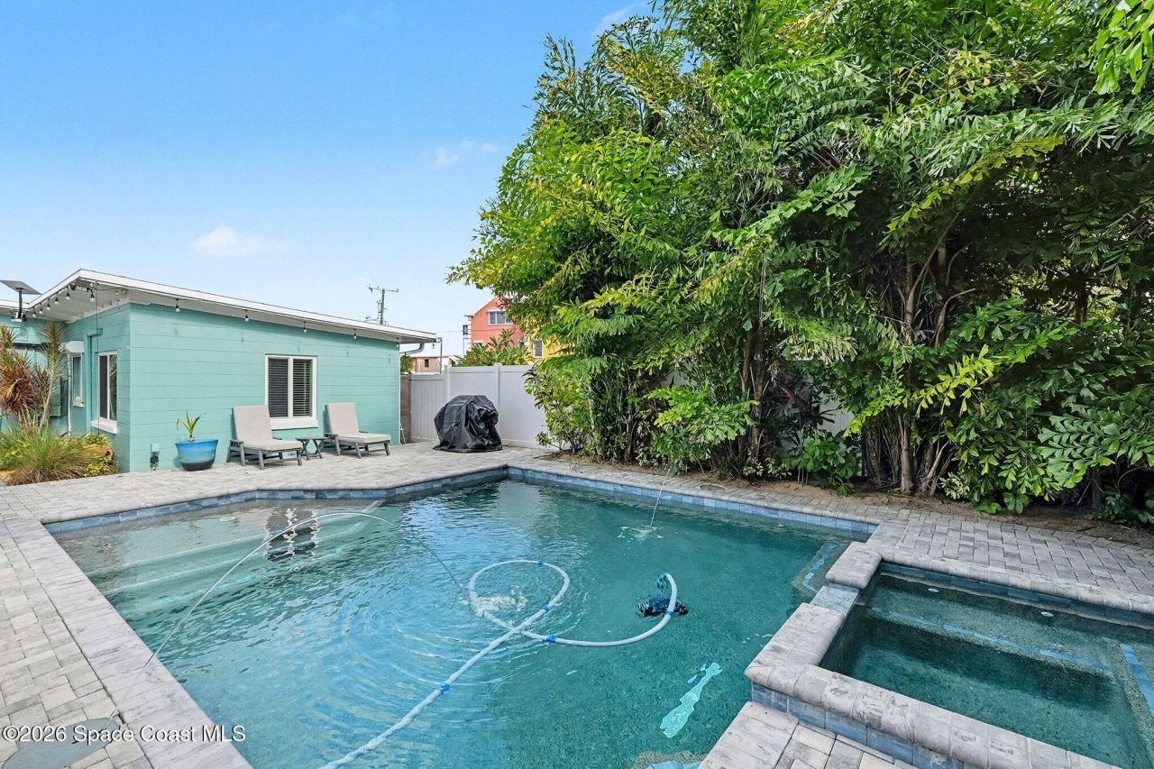 607 & 609 Madison Avenue, Cape Canaveral, FL 32920 Photo