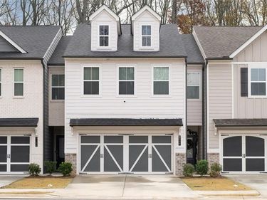 5137 Sidney Square Drive, Flowery Branch, GA 30542