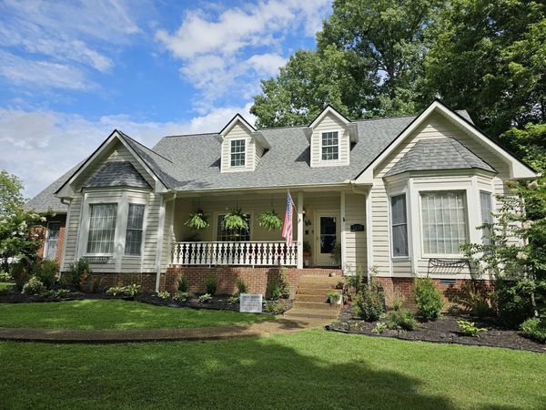 1104 Golf Course Ln , Ashland City, TN 37015