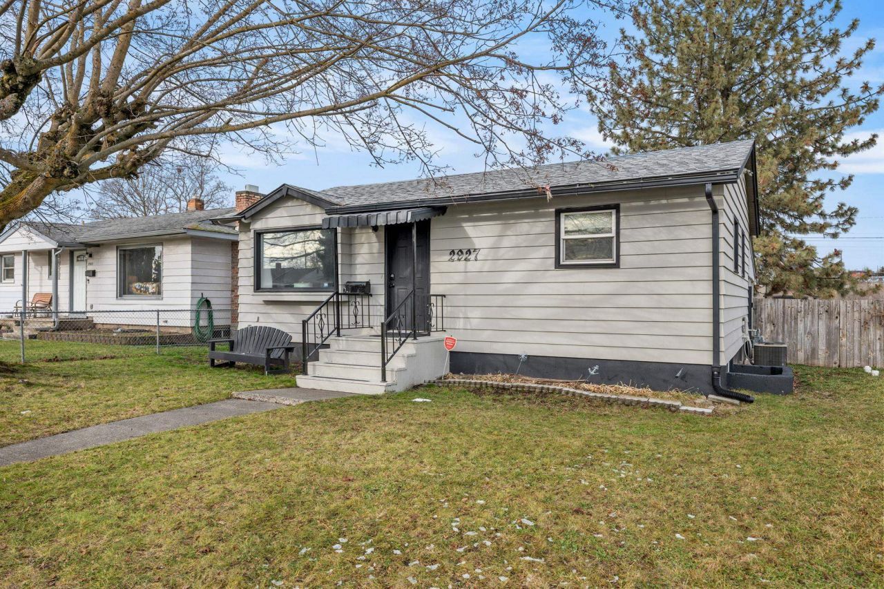 2927 E Marshall Ave, Spokane, WA 99207 Main Photo