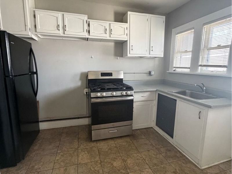 4764 Pearl Road, Cleveland, OH 44109 Photo 12