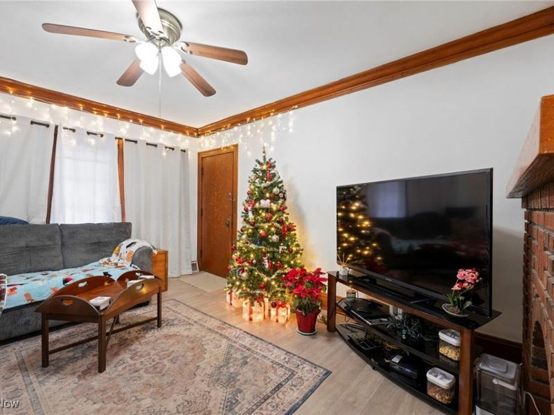 4764 Pearl Road, Cleveland, OH 44109 Photo 12