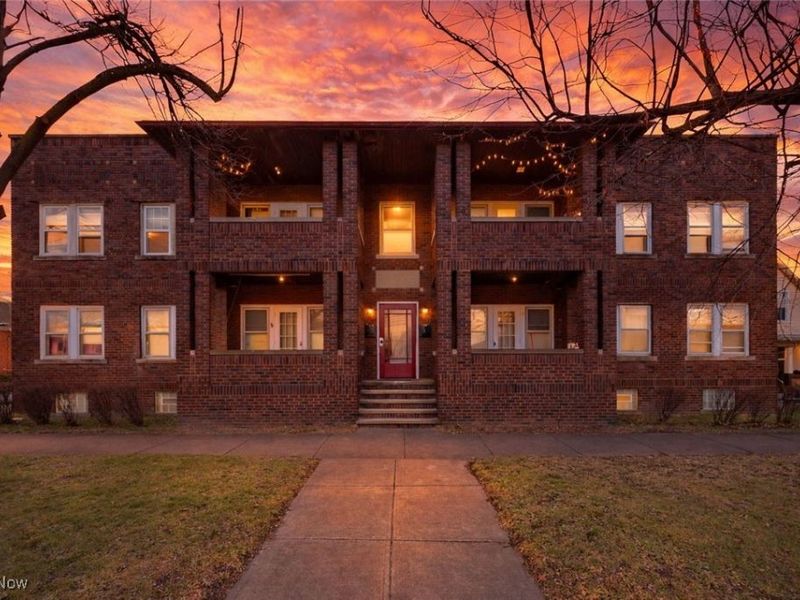 4764 Pearl Road, Cleveland, OH 44109 Photo 2