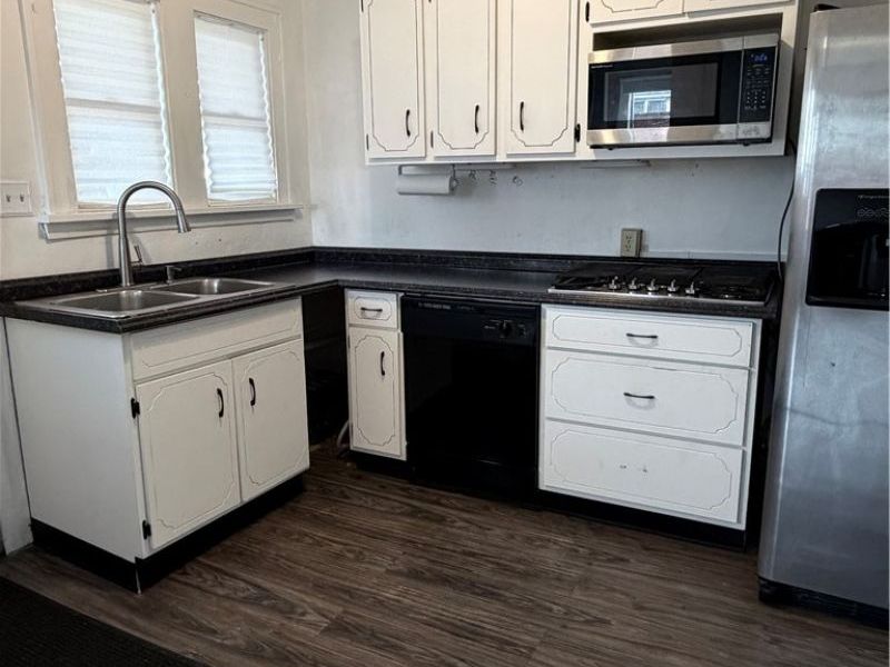 4764 Pearl Road, Cleveland, OH 44109 Photo 6