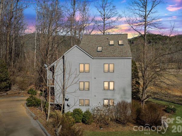 299 Blue Ridge Drive S, Unit 3, Marion, NC 28752