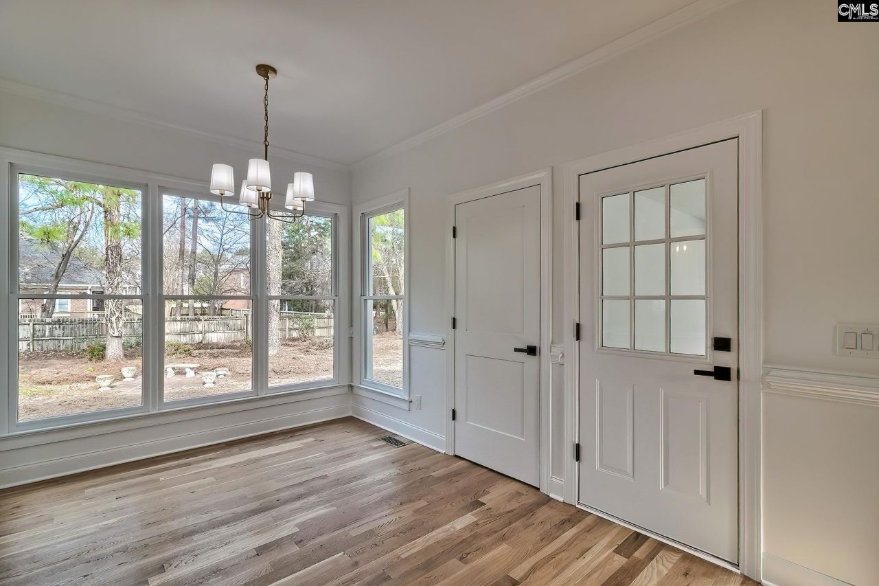 509 Bridgecreek Drive  Photo 13