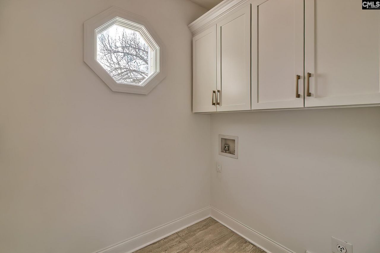 509 Bridgecreek Drive  Photo 17