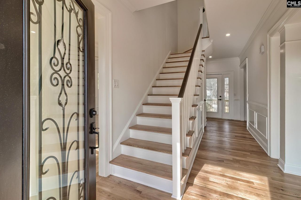 509 Bridgecreek Drive  Photo 4