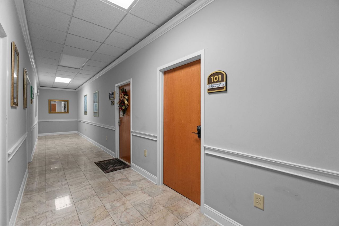 4420 Oleander Dr. Photo 17