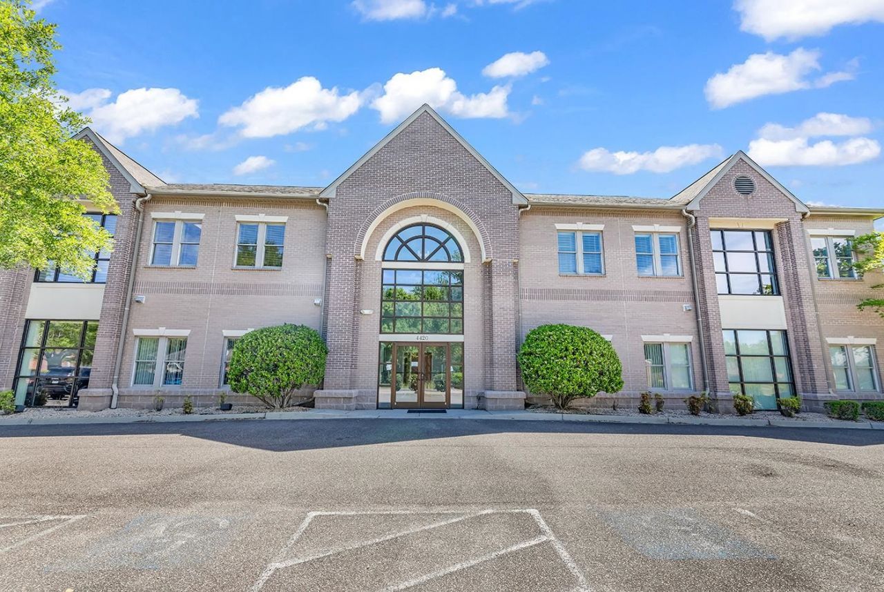 4420 Oleander Dr. Photo 1