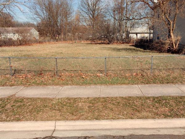 2974 E Seventh Avenue , Columbus, OH 43219