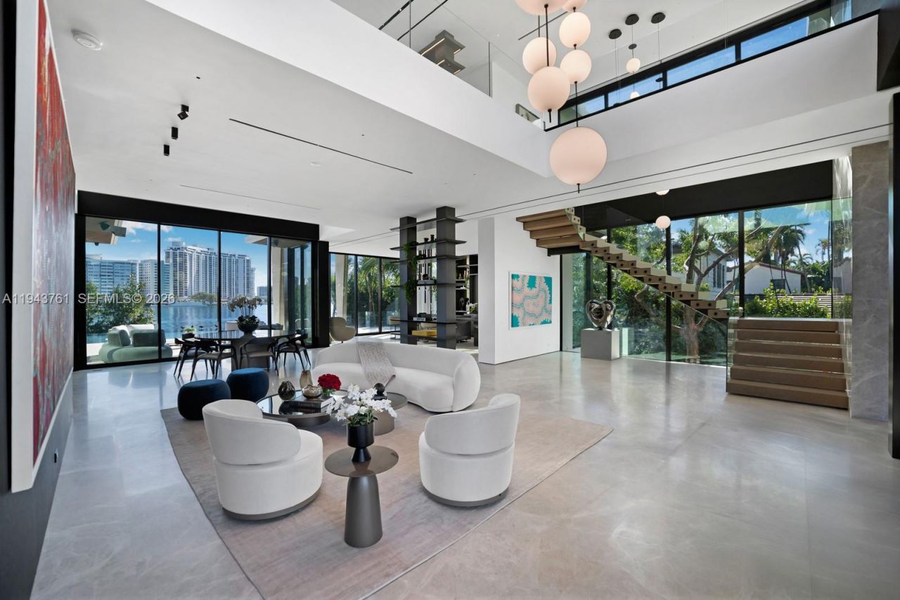 217 E Rivo Alto Dr, Miami Beach, FL 33139 Photo