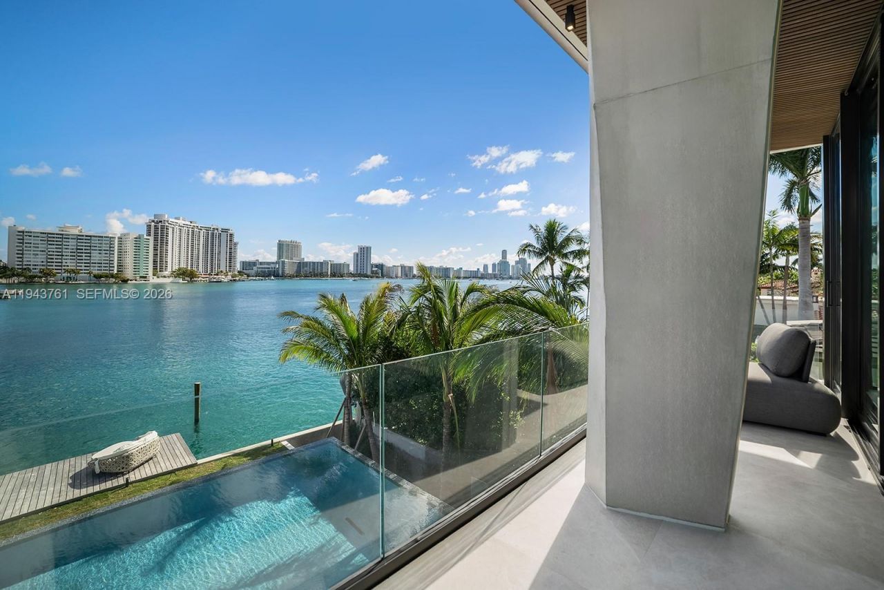 217 E Rivo Alto Dr, Miami Beach, FL 33139 Photo