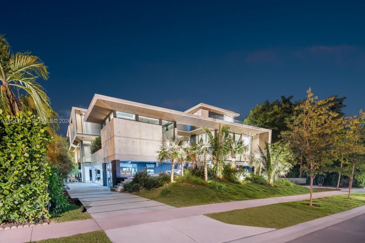 217 E Rivo Alto Dr, Miami Beach, FL 33139 Photo