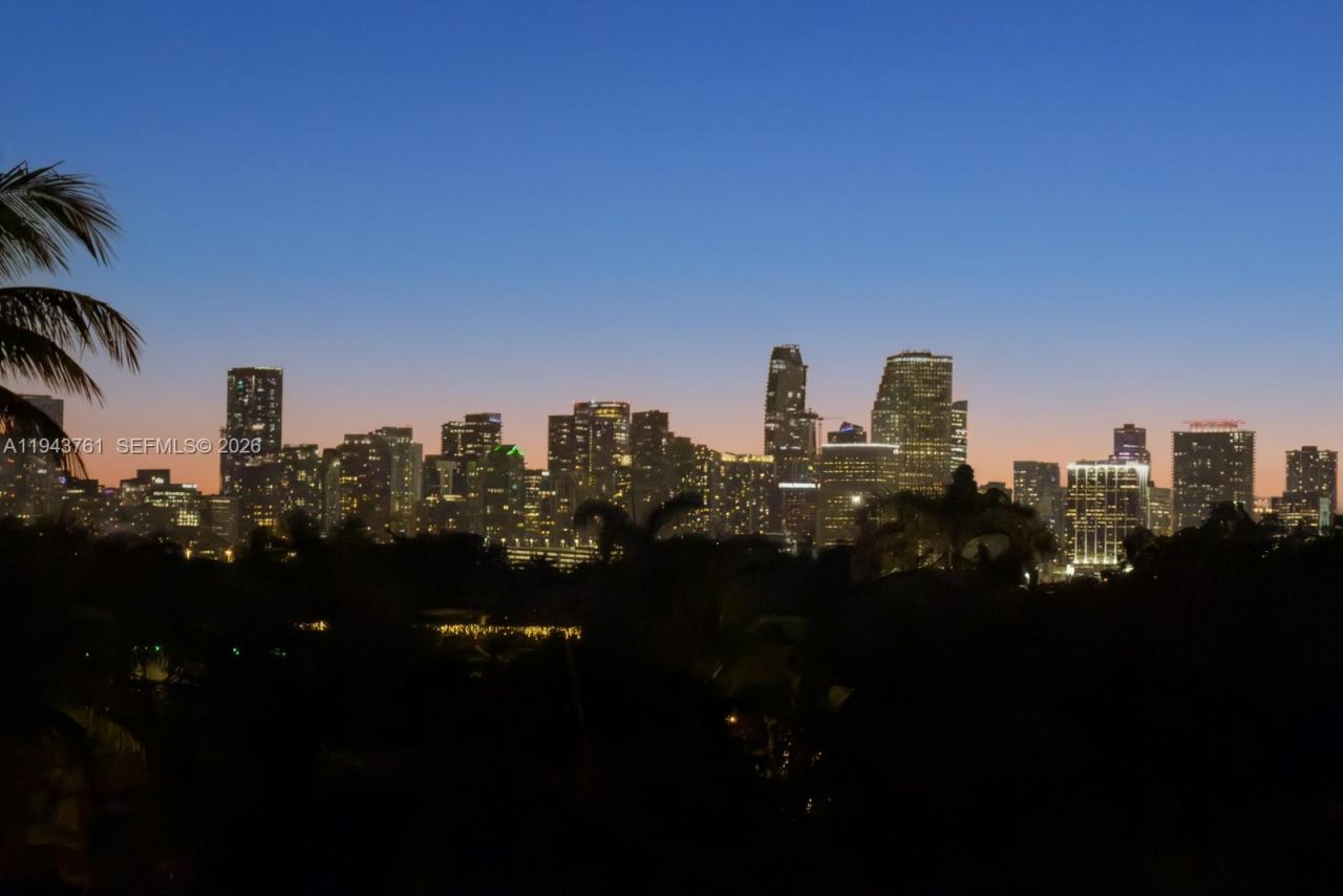 217 E Rivo Alto Dr, Miami Beach, FL 33139 Photo