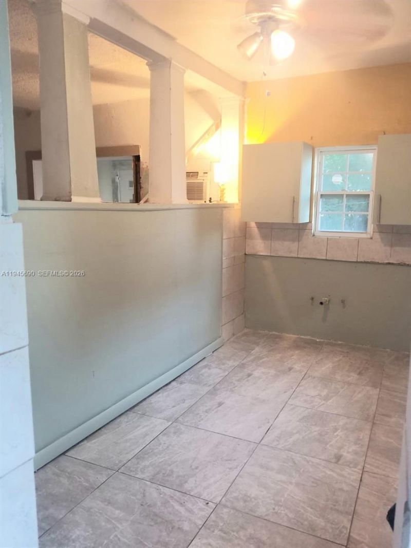 1245 NW 7th Ct, Miami, FL 33136 Photo