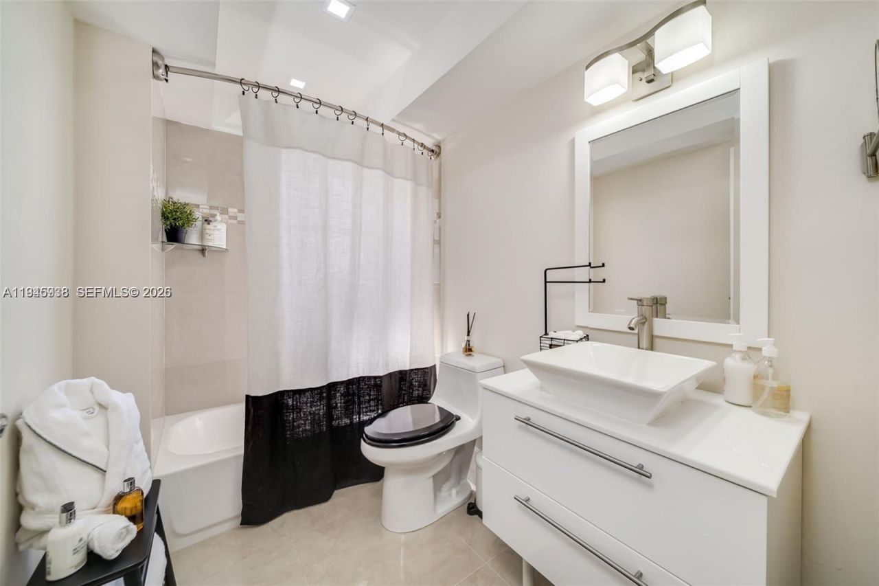 1500 S Ocean Dr , Unit 7K, Hollywood, FL 33019 Photo